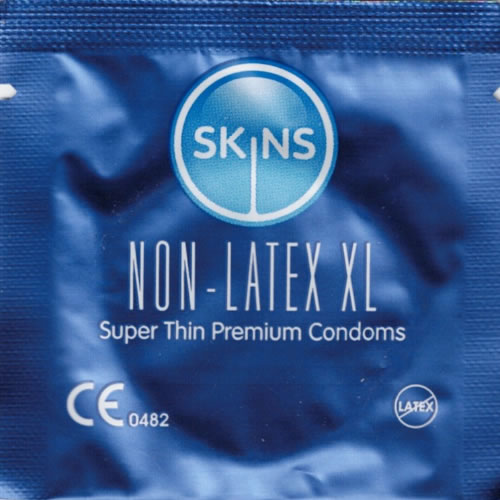 Skins «Non-Latex XL» 8 extra große Kondome aus hypoallergenem und latexfreiem Material (1)