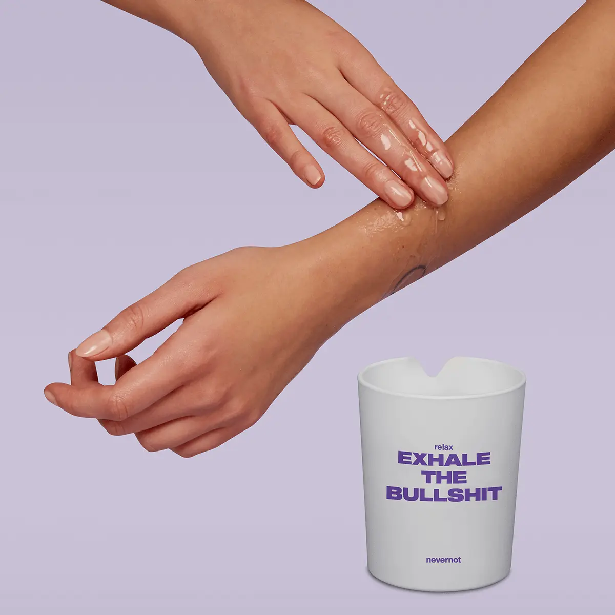 Nevernot «Relax» Exhale the Bullshit - entspannende Massagekerze 170g (2)