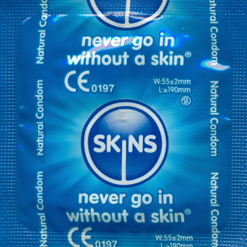 Skins «Natural» 4 natural condoms made of crystal clear latex - without latex smell