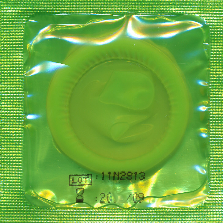 Sugant «Love Light Glow» 3 glowing condoms with fluorescent effect