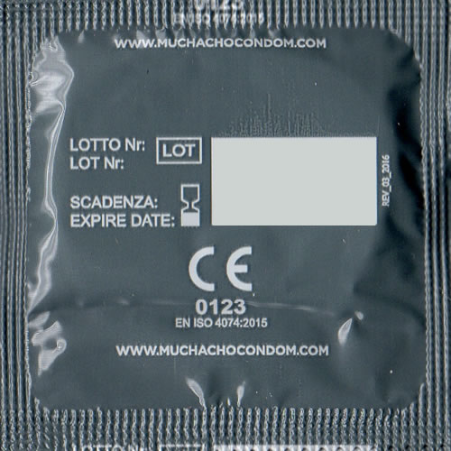 Muchacho «Extra Large» 6 Italian condoms for roomy pleasure