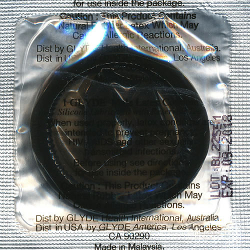 Glyde Ultra «Cola» 10 black condoms with cola flavour, certified with the Vegan Flower