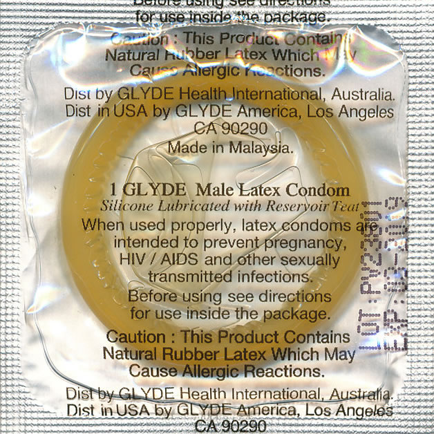 Glyde Ultra «Vanilla» 10 yellow condoms with vanilla flavour, certified with the Vegan Flower