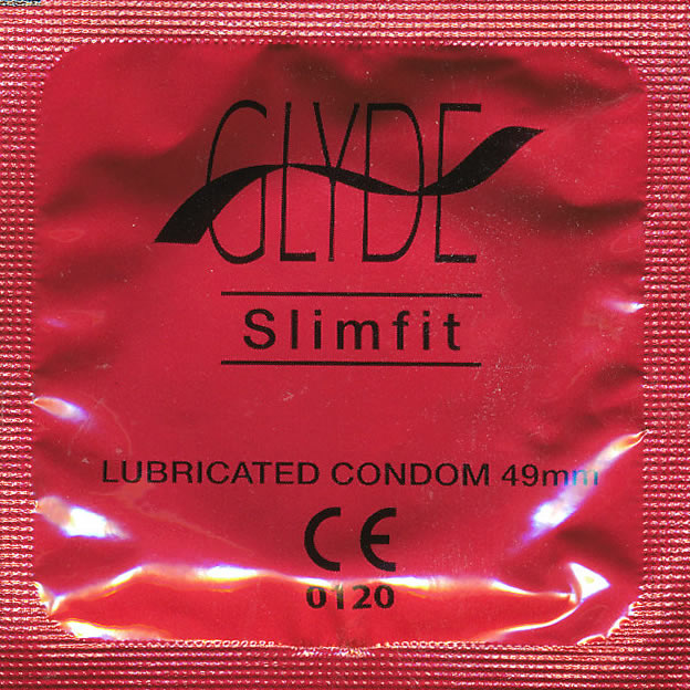 Glyde Ultra «Slimfit» 10 tight condoms, certified with the Vegan Flower