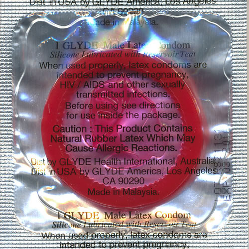 Glyde Ultra «Slimfit Strawberry» 10 schmale Erdbeer-Kondome, zertifiziert mit der Vegan-Blume