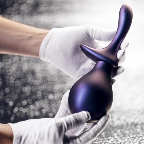 Hueman «Nebula Bulb» Analdusche als Vorbereitung für hygienischen Analsex