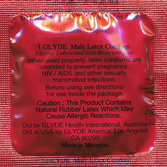Glyde Ultra «Slimfit» 100 tight condoms, certified with the Vegan Flower, bulk pack